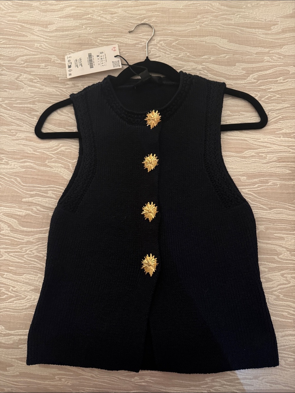 NWT Zara Sleeveless Knit Top with Gold Starburst Buttons